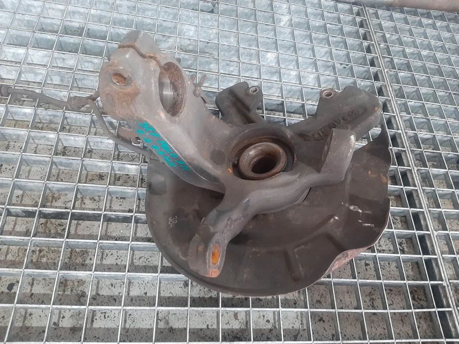 fuzeta stanga fata vw polo 9n seat ibiza cordoba 1.2b