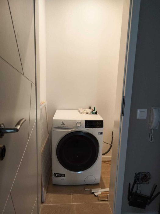 Дава се под наем Тристаен апартамент в София, Кръстова вада - 200 кв.м за 1530 € - Снимка #11