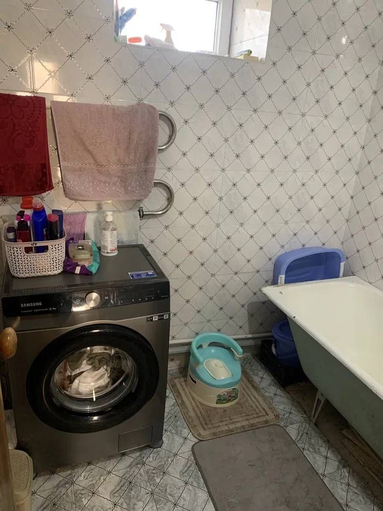 3/3/5 м-в Ависозлар-2  кирпичный дом 77 серия