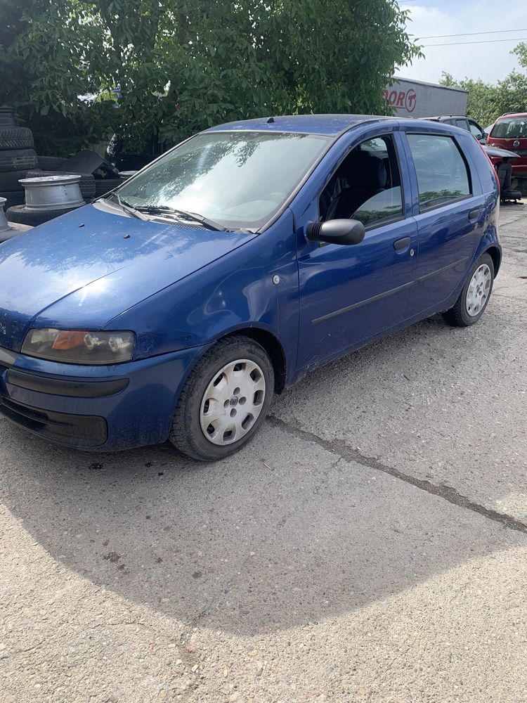 Bara fata Fiat Punto