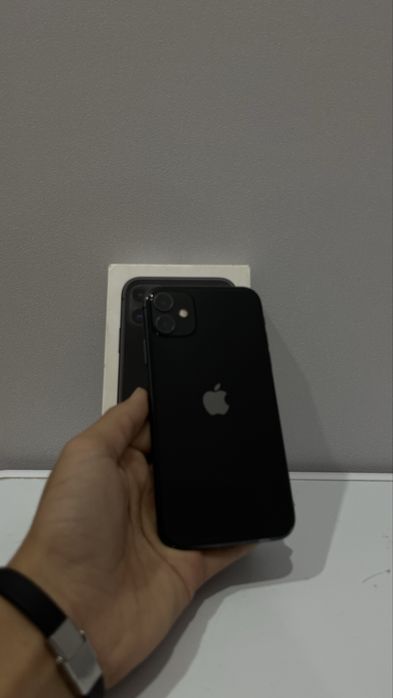 iPhone 11 с гарантией
