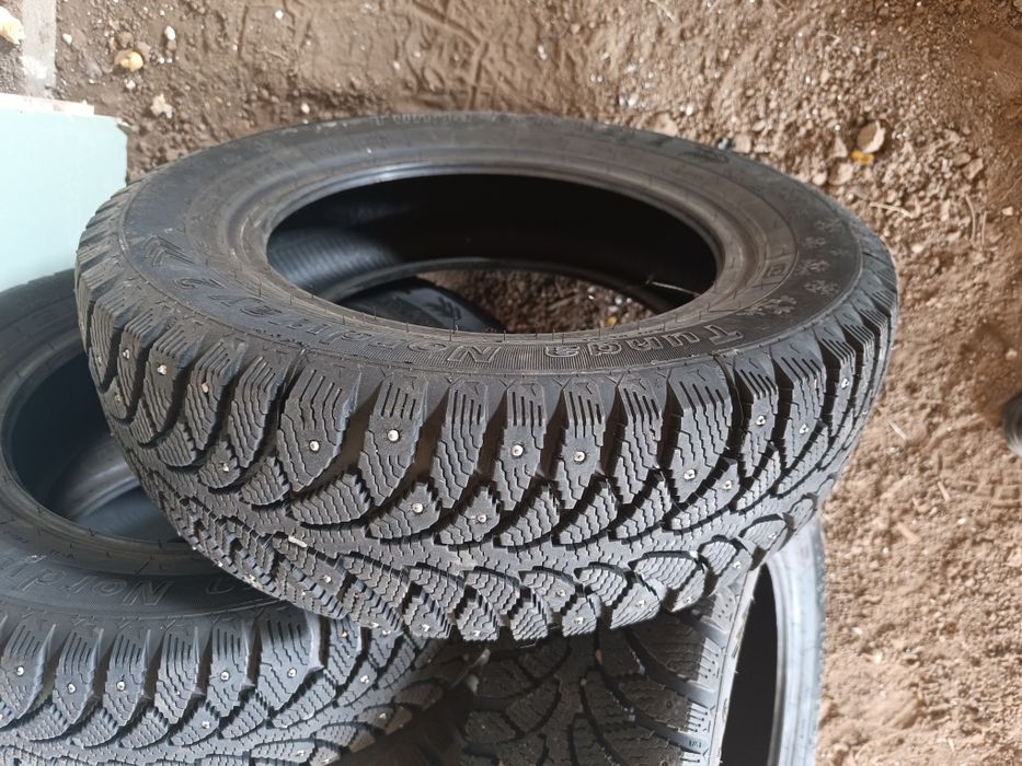 Продам зимные шины 185/65 R14