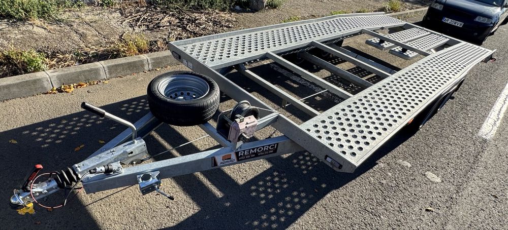 Trailer Taurus 5m, 2700 kg, an 02/2025, ca noua