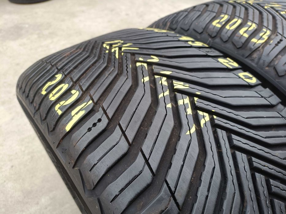 Doua anvelope 275 45 20 Michelin CrossClimate 2 SUV profil de 7 mm