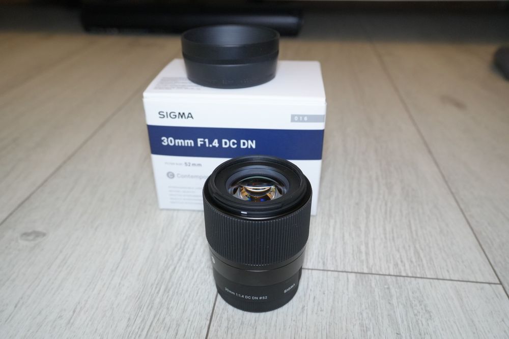 Sigma 30mm F1.4 prindere Sony E, ca nou