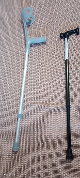 Костыли, б/у в отличном состоянии.
