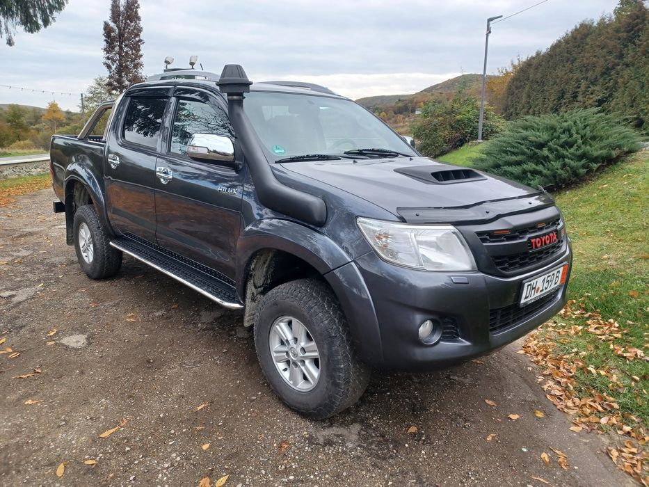 TOYOTA   HILUX  2.5 TDI  2014  EURO 5
