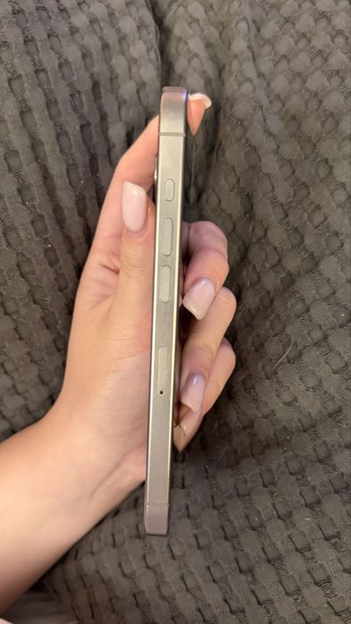 iPhone 15 Pro 128GB – Отлично състояние – 1300 лв