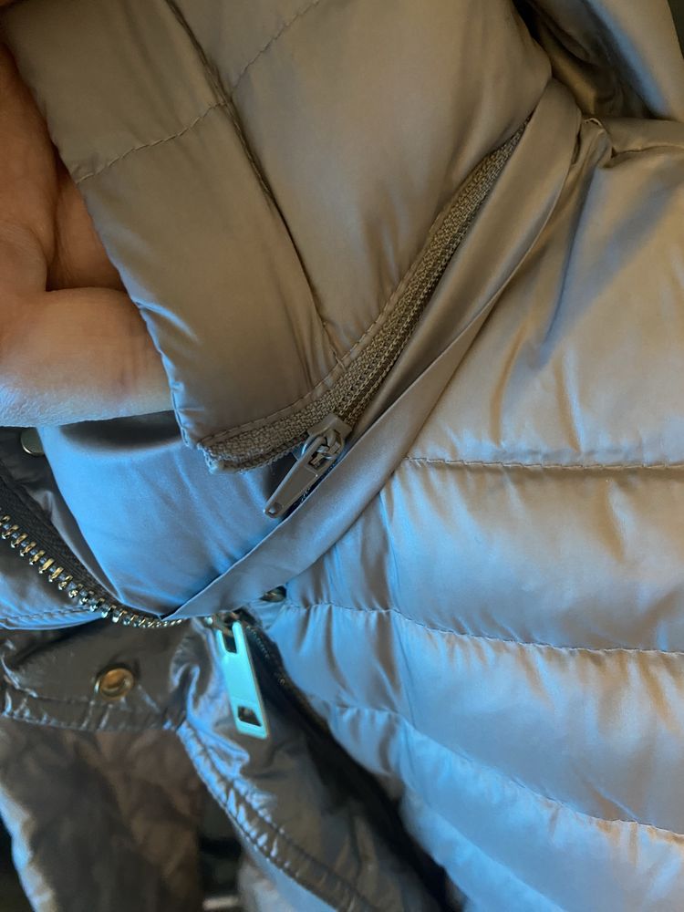 Уникално олекотено якенце на Massimo Dutti