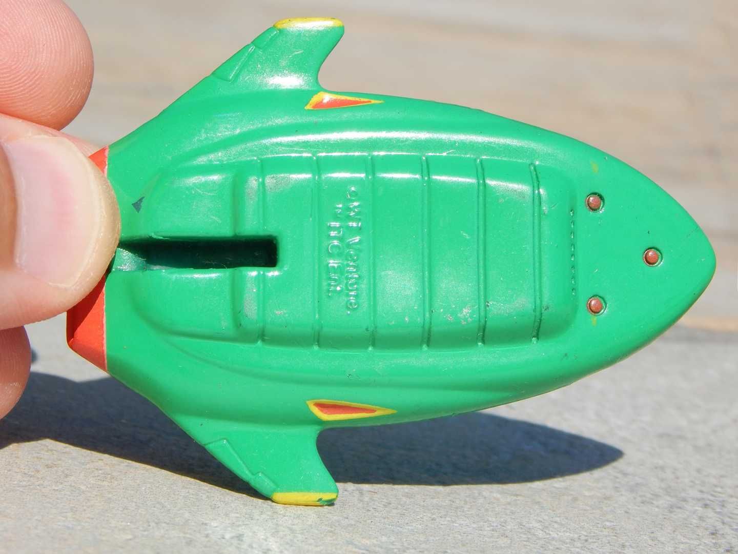 Macheta avion Thunderbird 2 VT Venture Matchbox din cauciuc