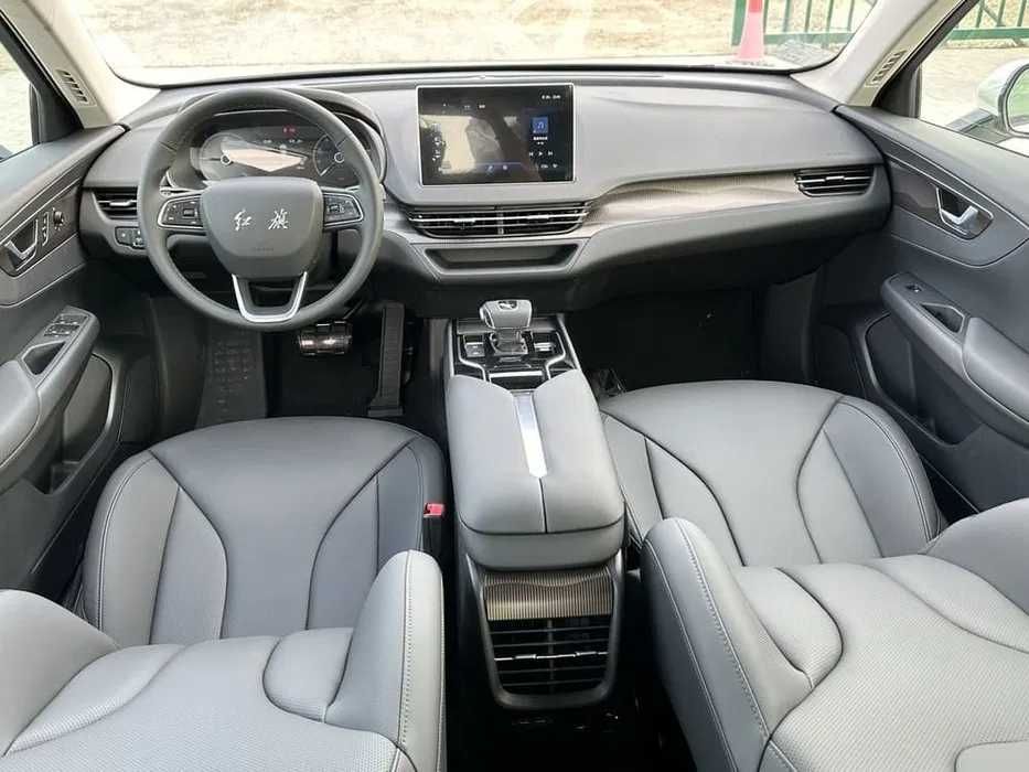 Hongqie E-QM5 610km