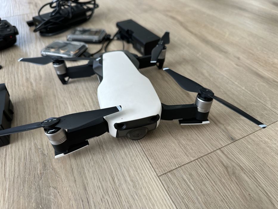 DJI Mavic Air Fly More Combo - stare impecabila + filtre ND Polar Pro