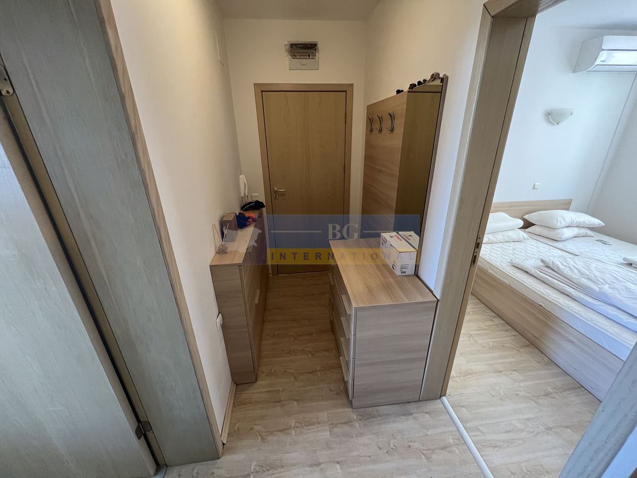 Продава се Двустаен апартамент в Черноморец - 54 кв.м за 1575 €/кв.м - Снимка #6