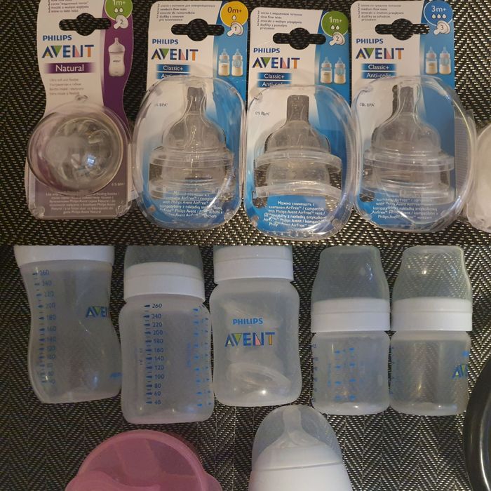 Vand lot tetine Philips avent classic  si natural NOI si cadou biberoa