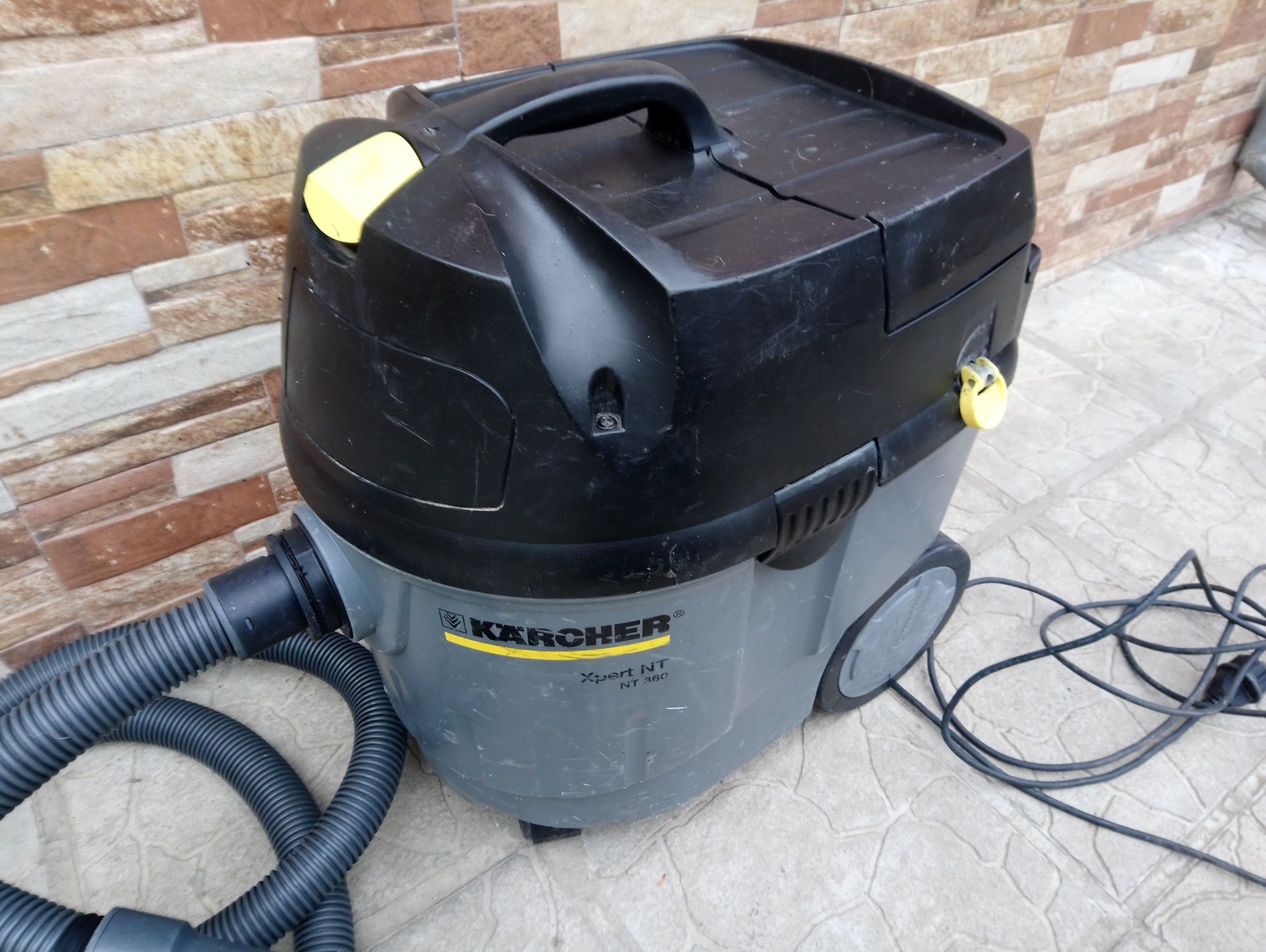 Прахосмукачка Karcher nt35 Expert  Сухо Строите