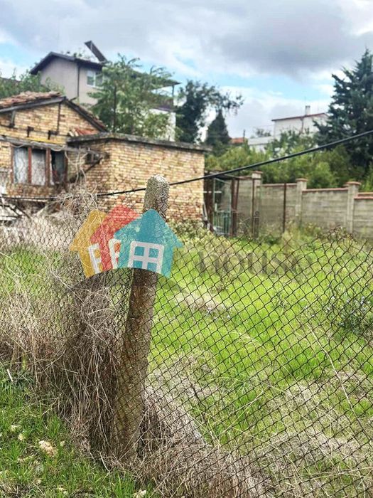 Парцел в Варна-м-т Зеленика площ 485 цена 128000