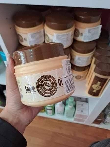 Маска за коса със змийска мас
