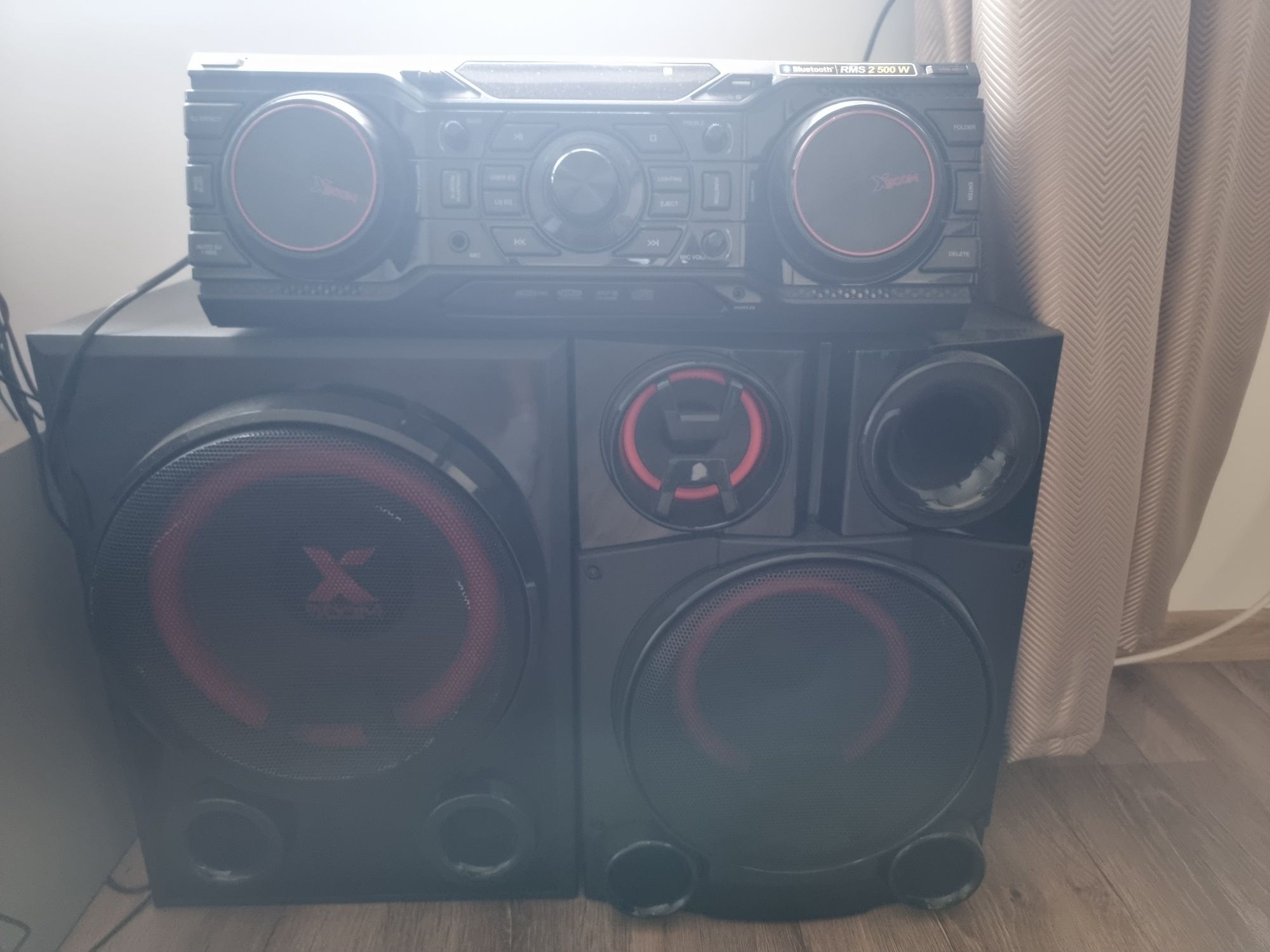 LG XBOOM CM8450 Hi-Fi System - Black