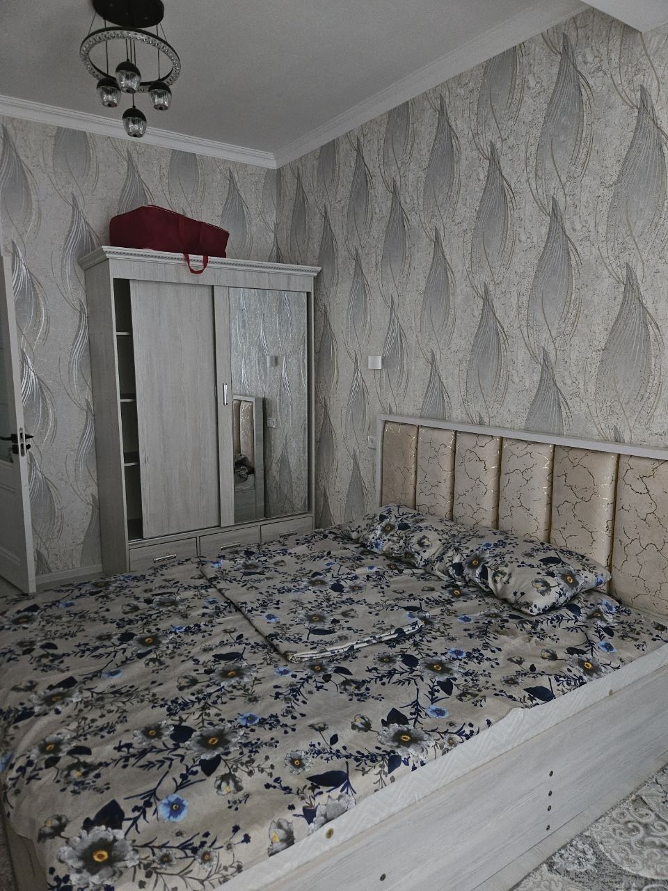 Ижарага берилади 2 хона 7 этаж Бухара Сити 300$