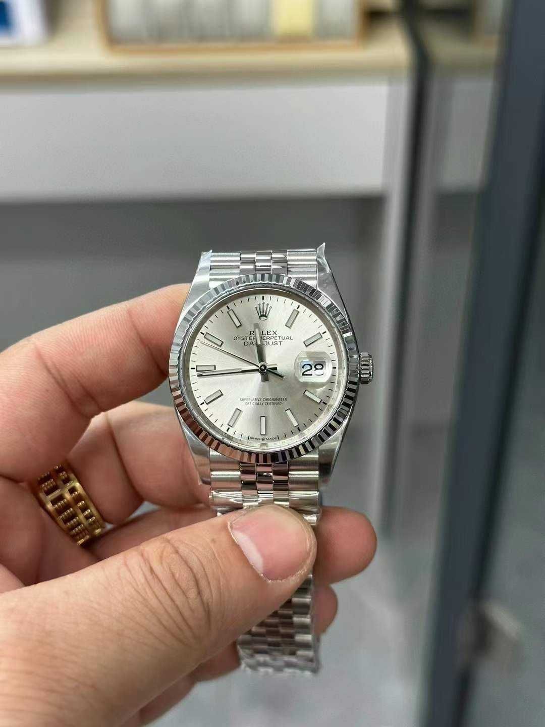 Часовници Rolex Datejust 41mm сребърен юбилей