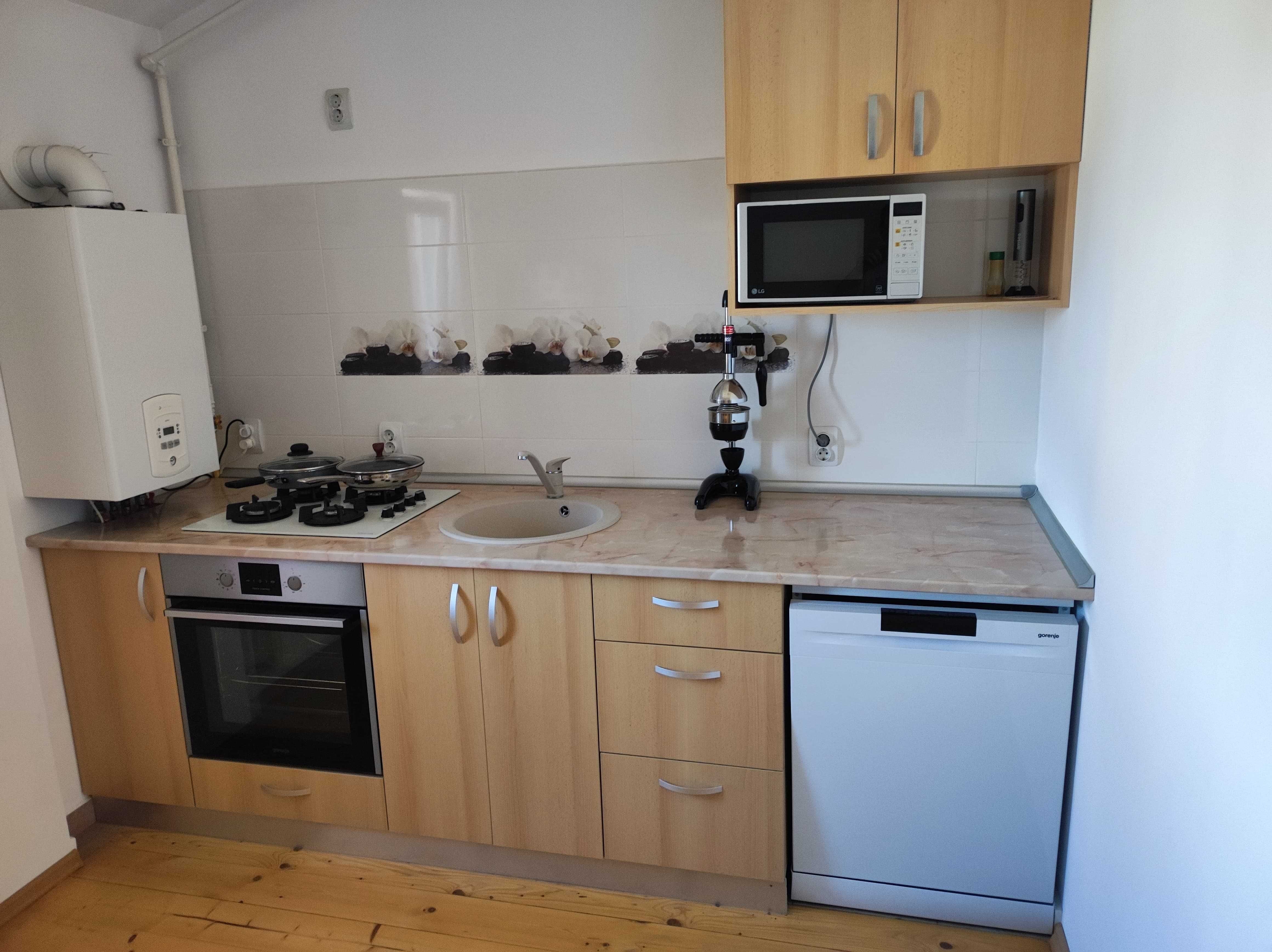 Vand apartament cu 2 camere, 55 mp , utilat