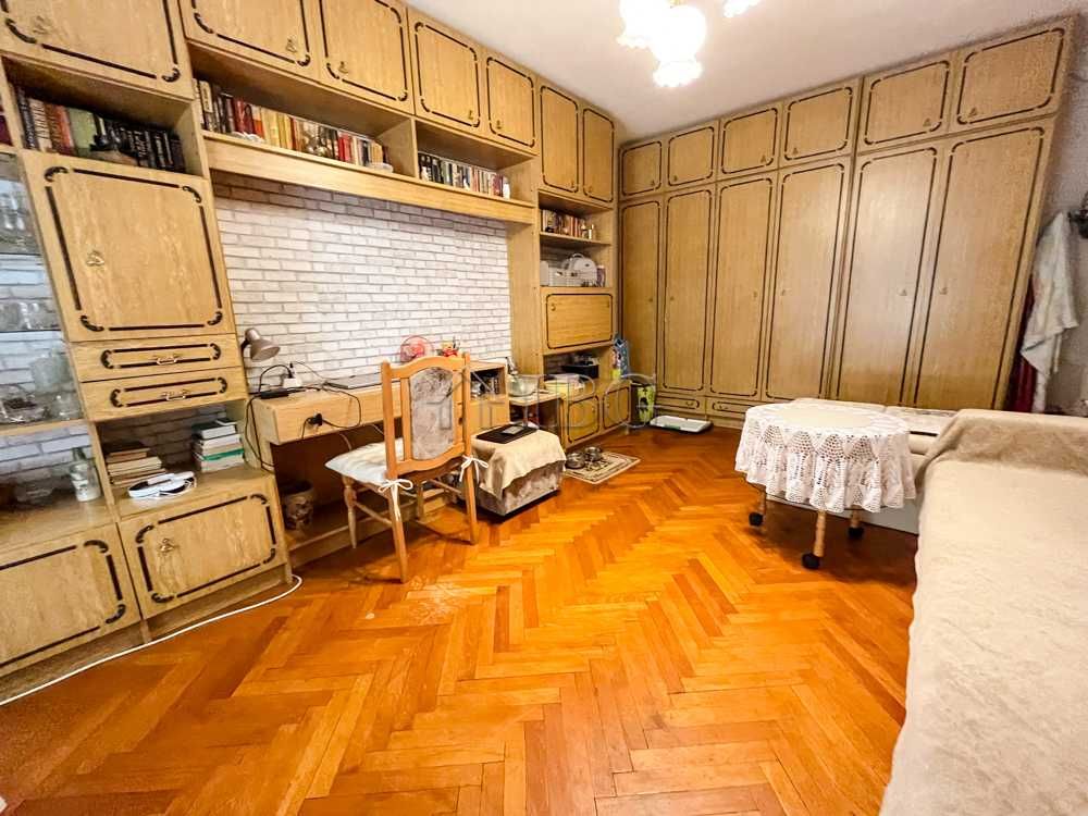 Продава се Тристаен апартамент в Русе, Възраждане - 77 кв.м за 1104 €/кв.м - Снимка #15