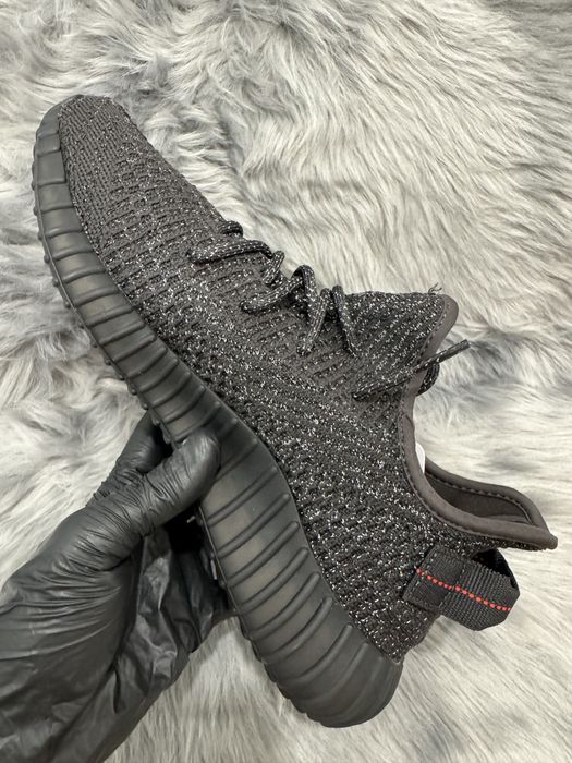 36-46 Yeezy 350 v2 Black Reflective