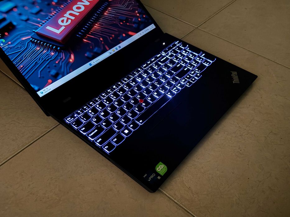 15.6 FHD i7-12800H Lenovo ThinkPad P15v G3 32GB DDR5/1TB SSD/RTX A2000