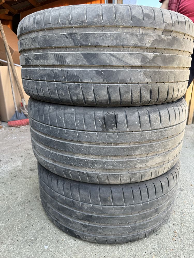 255 40 r20 michelin