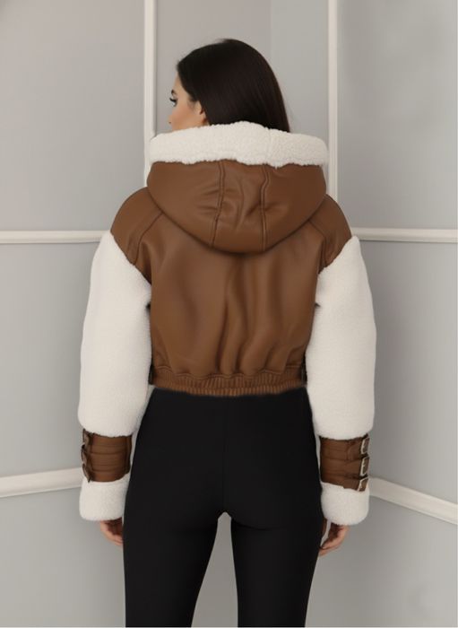 Дамско зимно късо  яке в кафяво