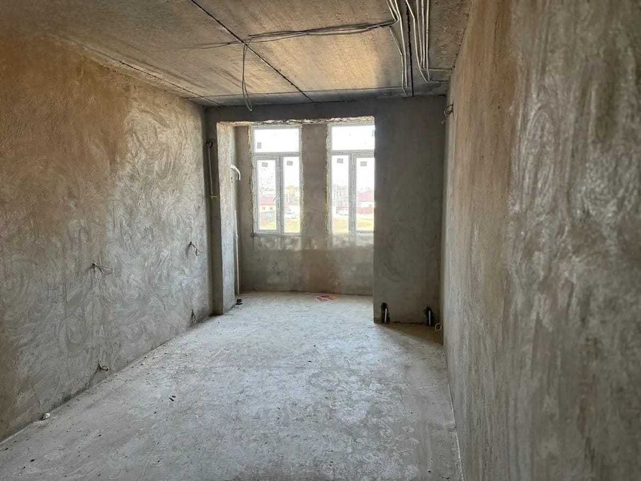 Продам 2 комн. евродвушку в черновом варианте в Уральске.