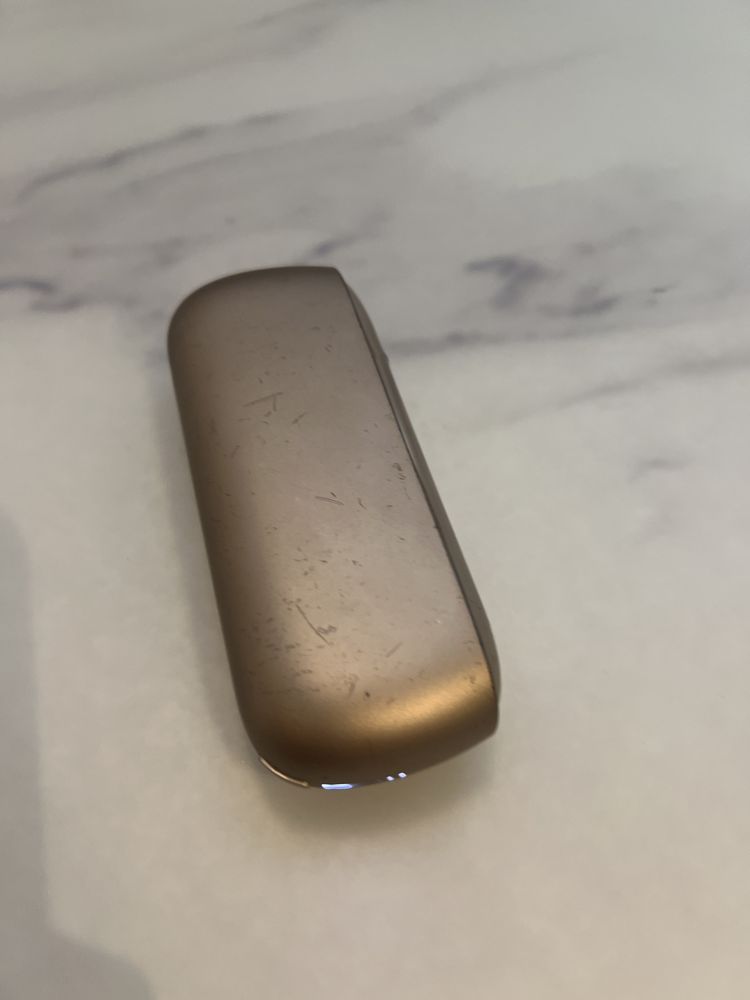 Iqos 3 duo gold.