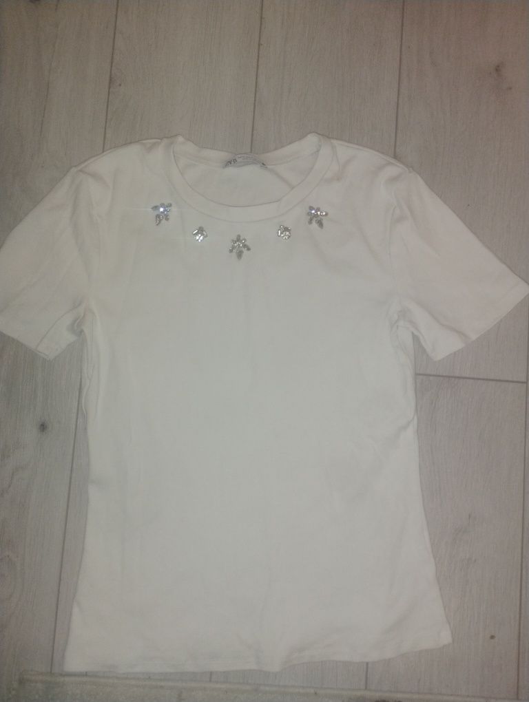 Блузка с къс ръкав Zara