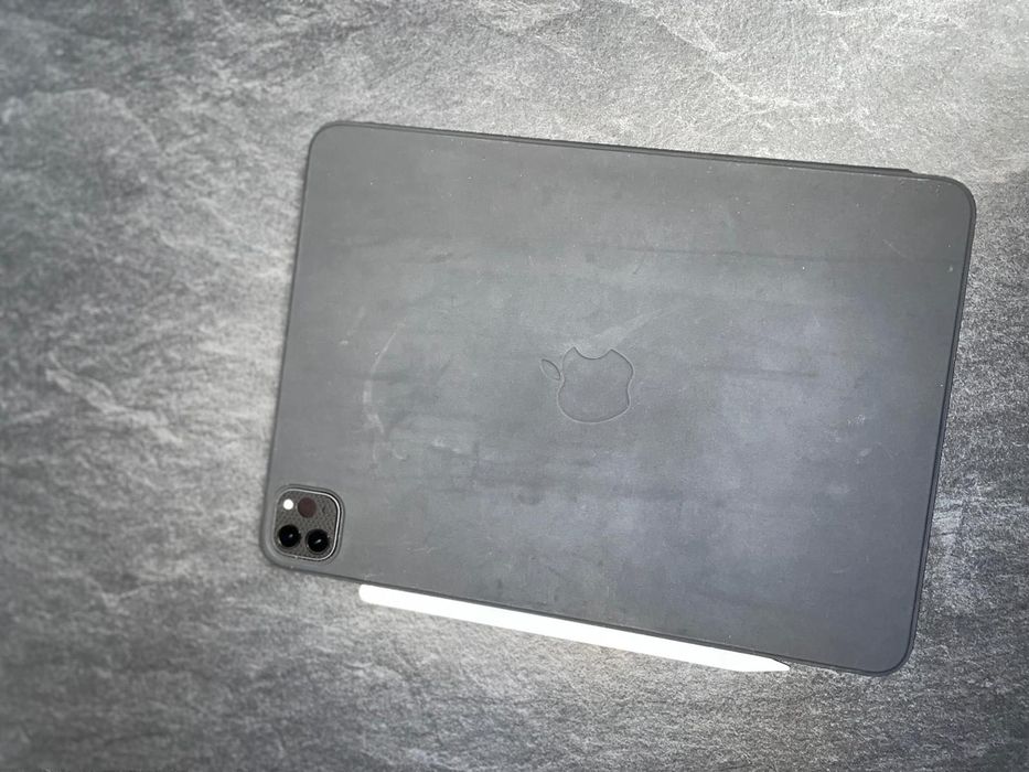 Vand IPad Pro 11'' gen 3 cu Apple Pencil 2