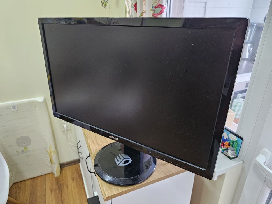 Монитор Asus VG278HE