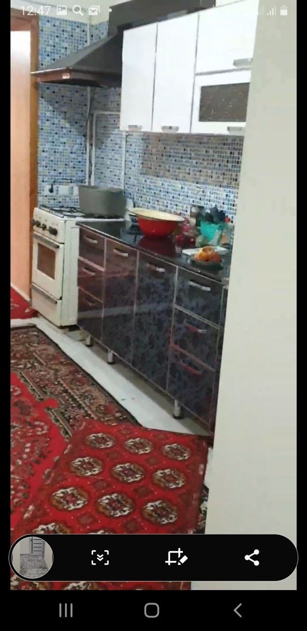 Студентларга  БЕРУНИ Метрода угил болаларга 3 хонали квартира