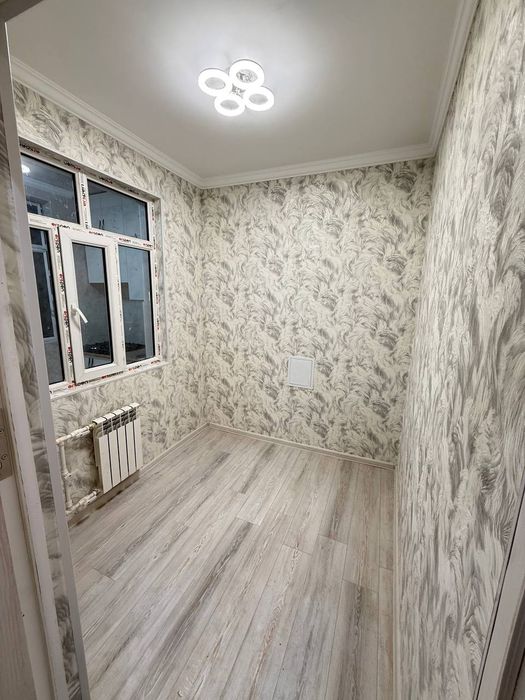 Юнусабад 15 квартал. Продается квартира  1/1/4