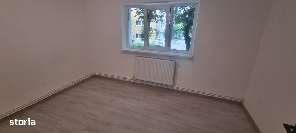 Apartament cu 2 camere zona Parcului Curcubeul