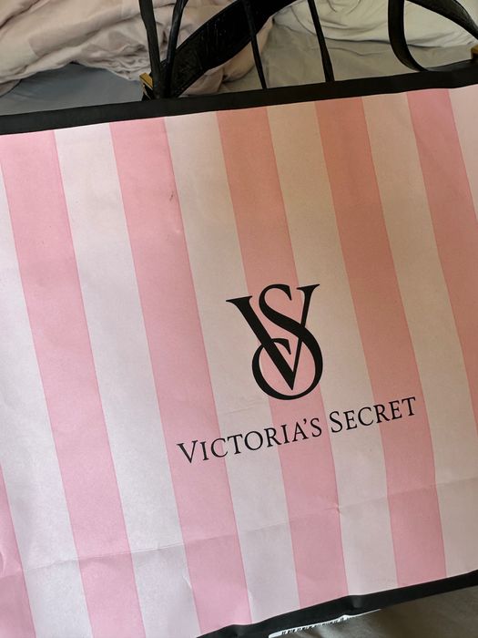 Сутиен Victoria’s Secret 34D