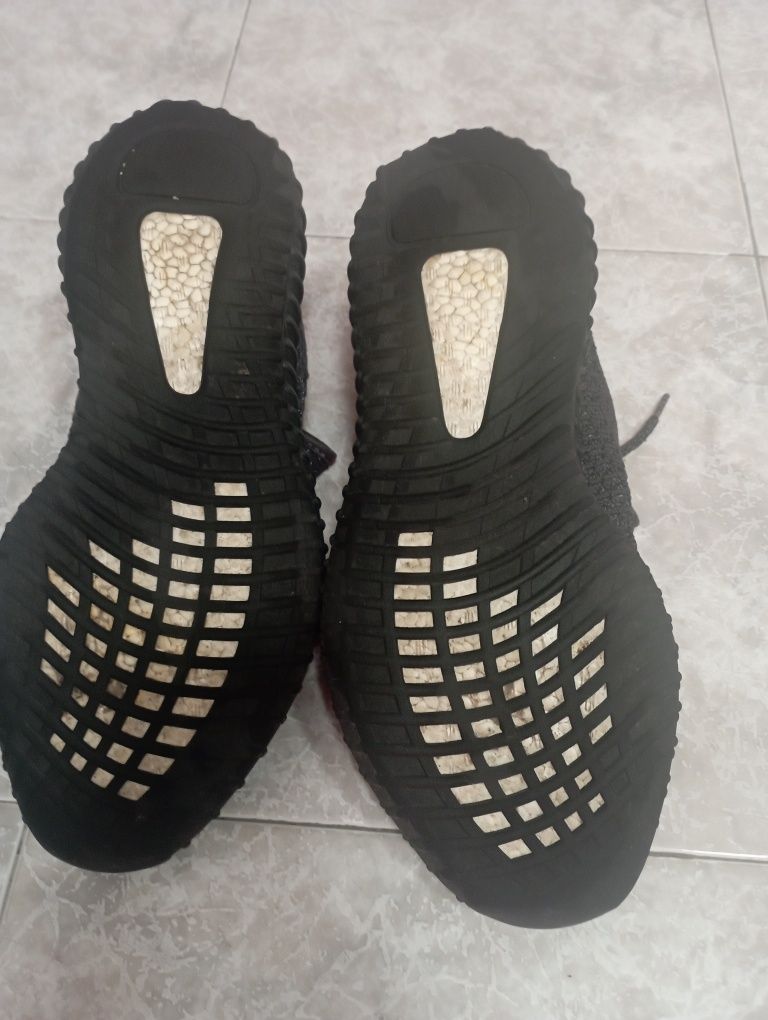 Adidas Yeezy Boost 350