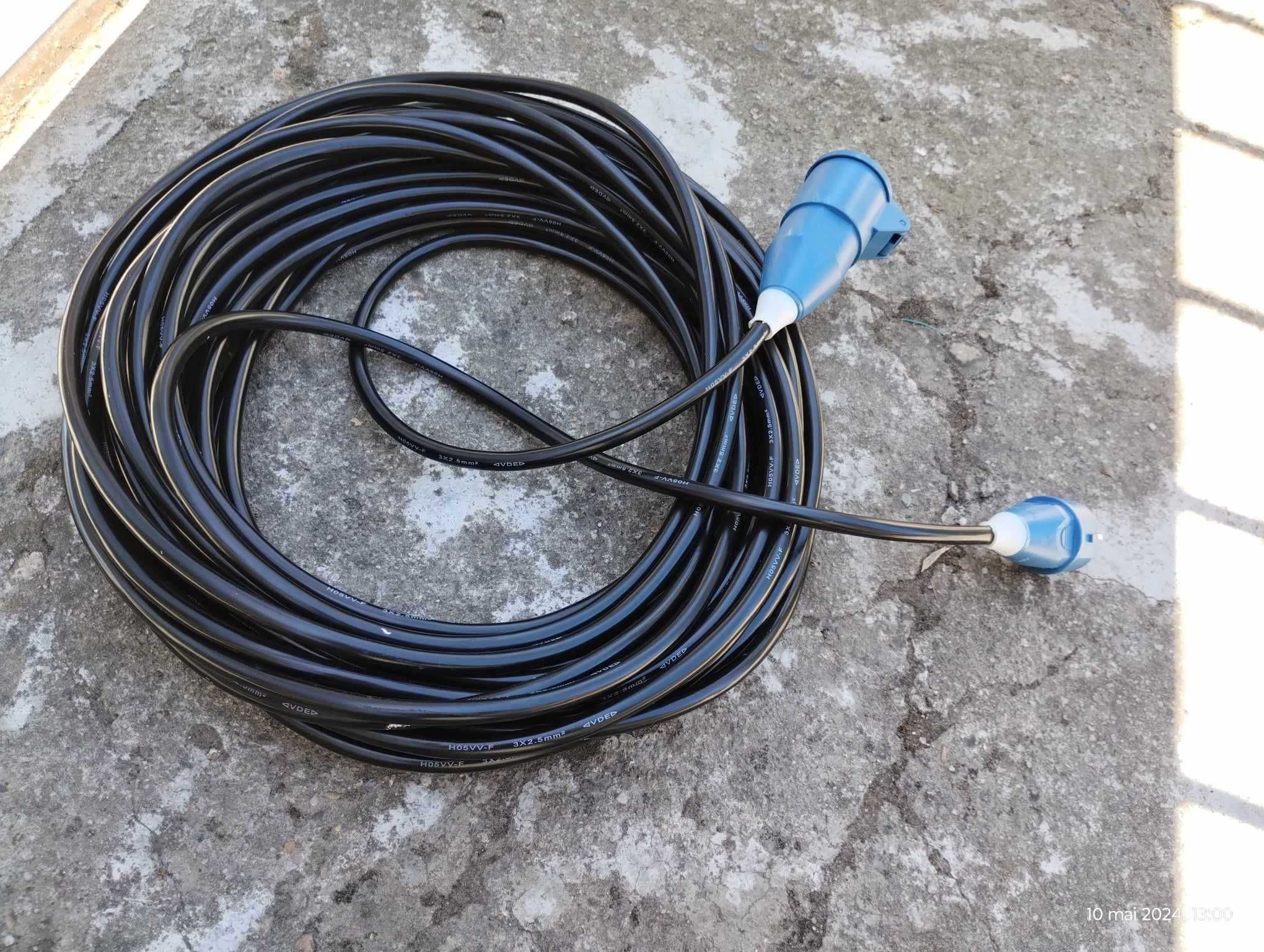 Cablu prelungitor cu priza si stecher,  H05VV-F  25 M,  3x 2.5mm