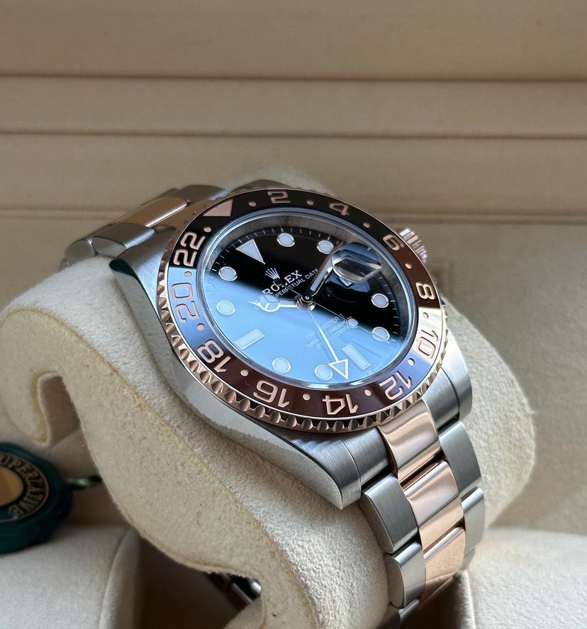 Rolex GMT - Master ll Steel & Everose Gold Ref: 126711CHNR