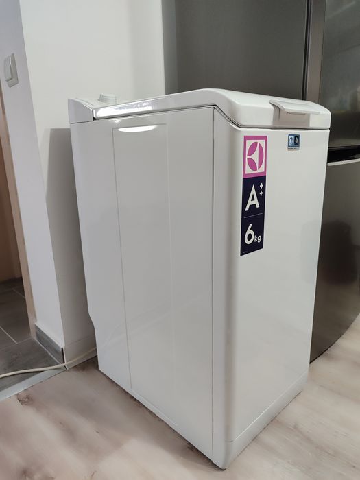 Masina de spalat rufe cu incarcare verticala Electrolux EW