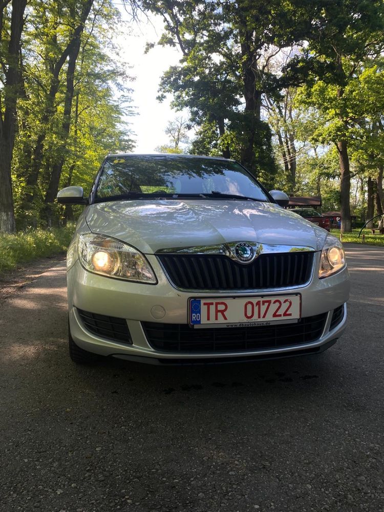 Vând Skoda Fabia 2 combi