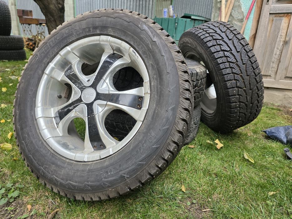 Зимняя резина HANKOOK с дисками 245/65 R17