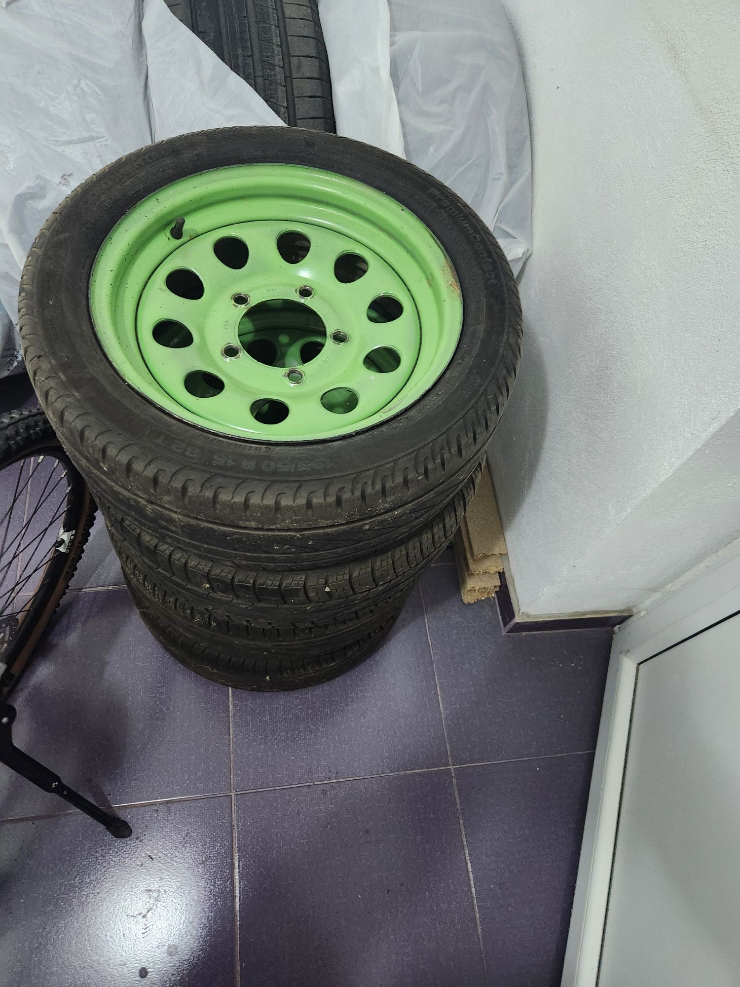 4 Roti Suzuki jimny/Vitara/Samurai r15