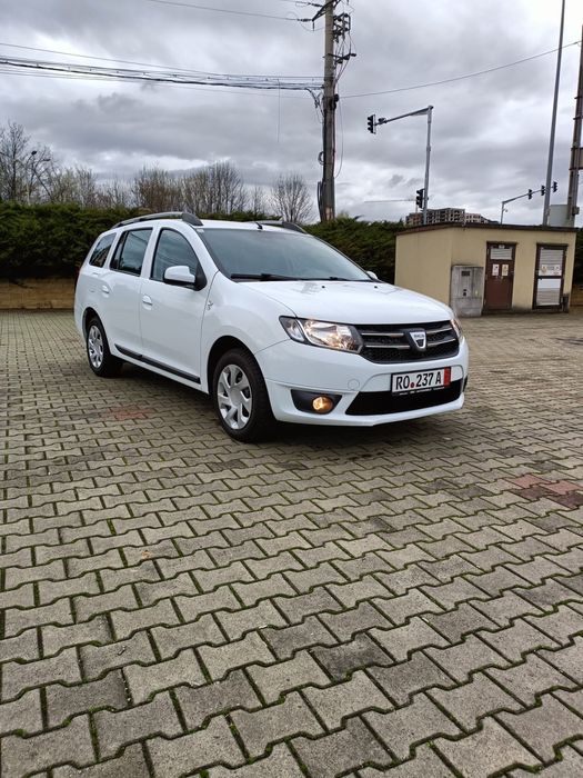 Vând Dacia Logan MCV benzină model ECO tce