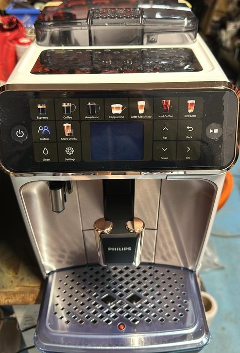 Philips latte go 5500 SIGILATE  cu 0 cafele