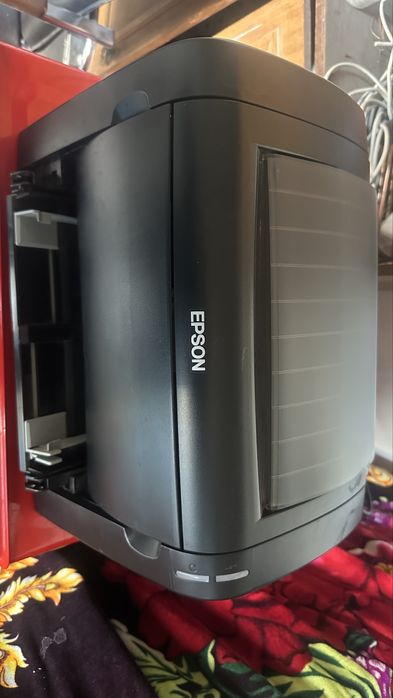 Продам принтер EPSON