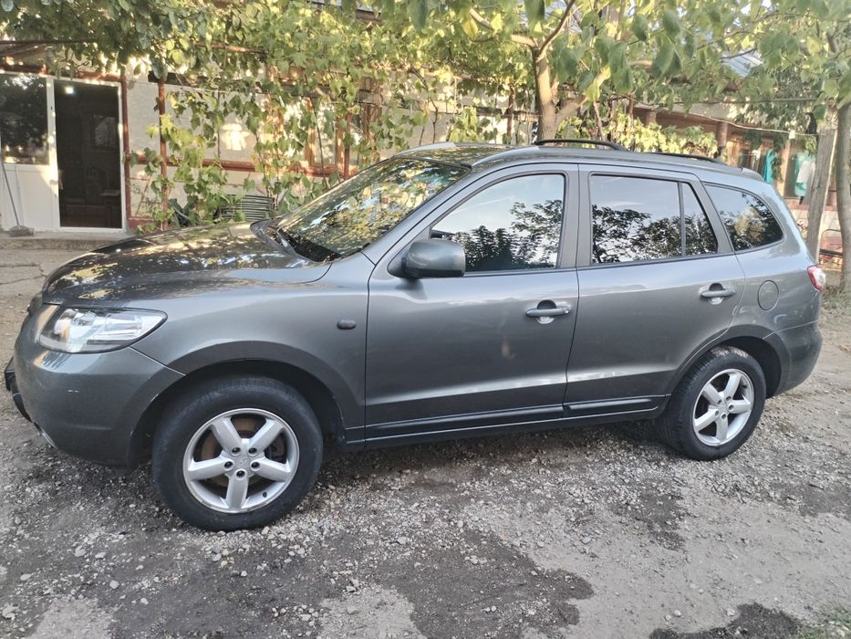 Vând Hyundai Santa Fe 2.2